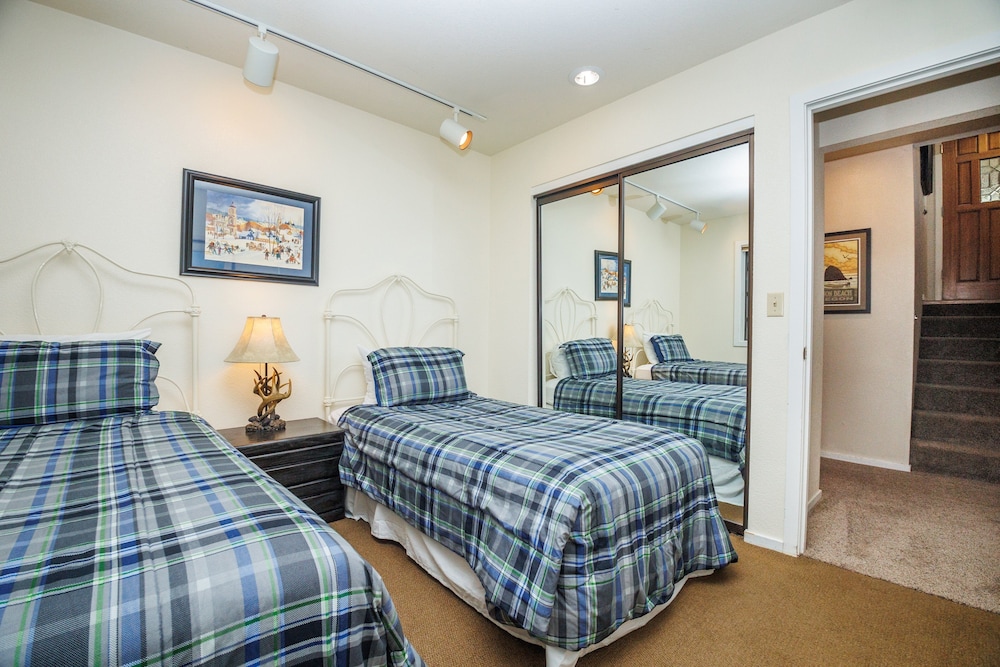 Tan Oak 15 4 Bedroom Home