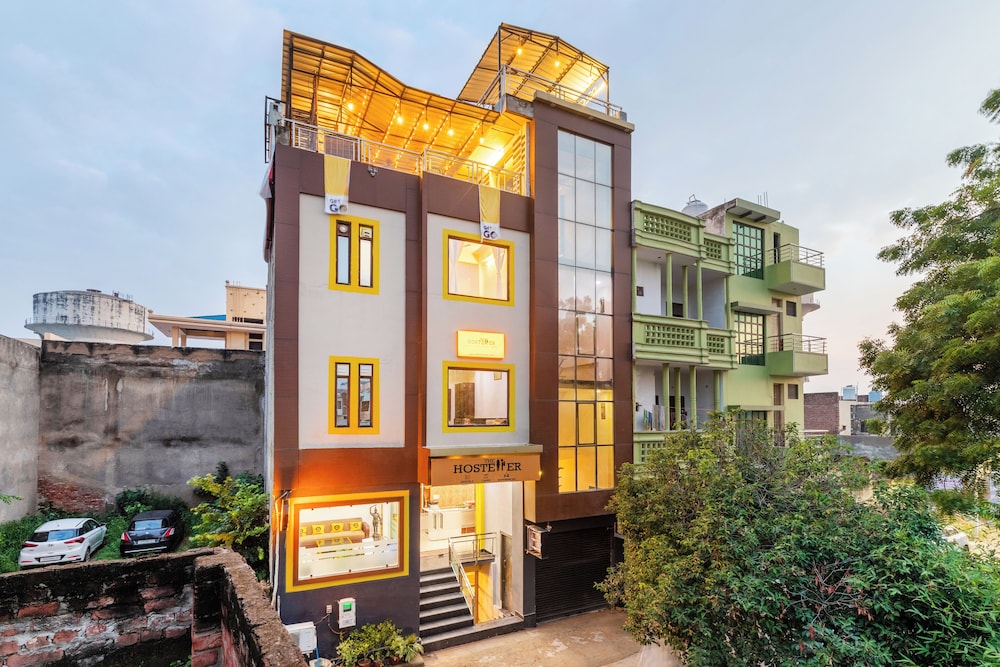 The Hosteller Agra