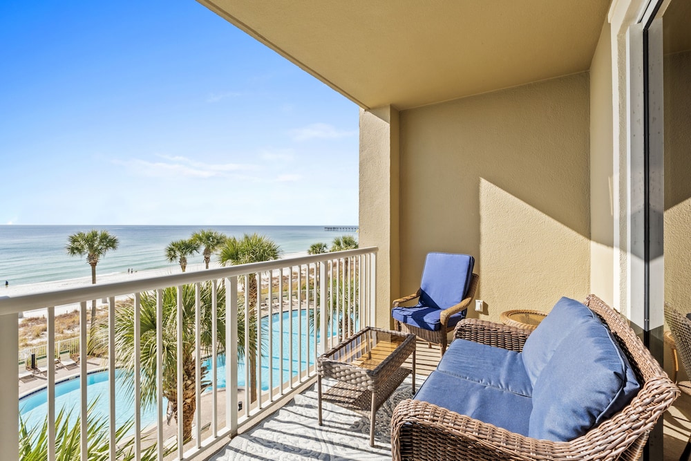 Grand Panama Beach Resort by Book That Condo