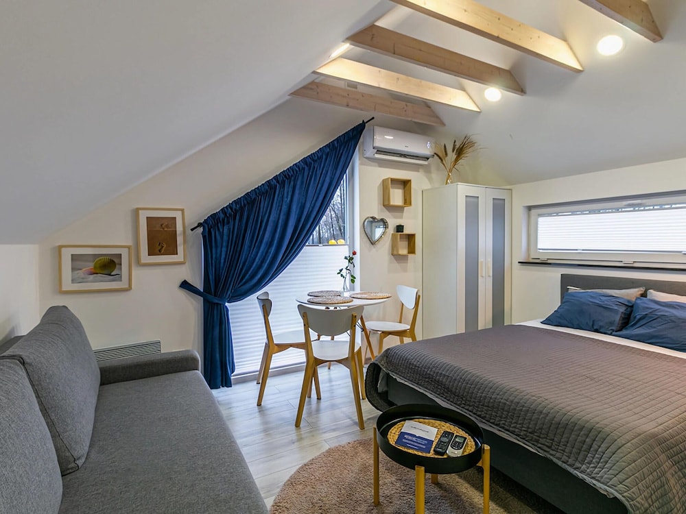 Niechorze Apartment Near Baltic Beach