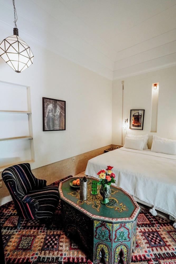 Riad dar ayur