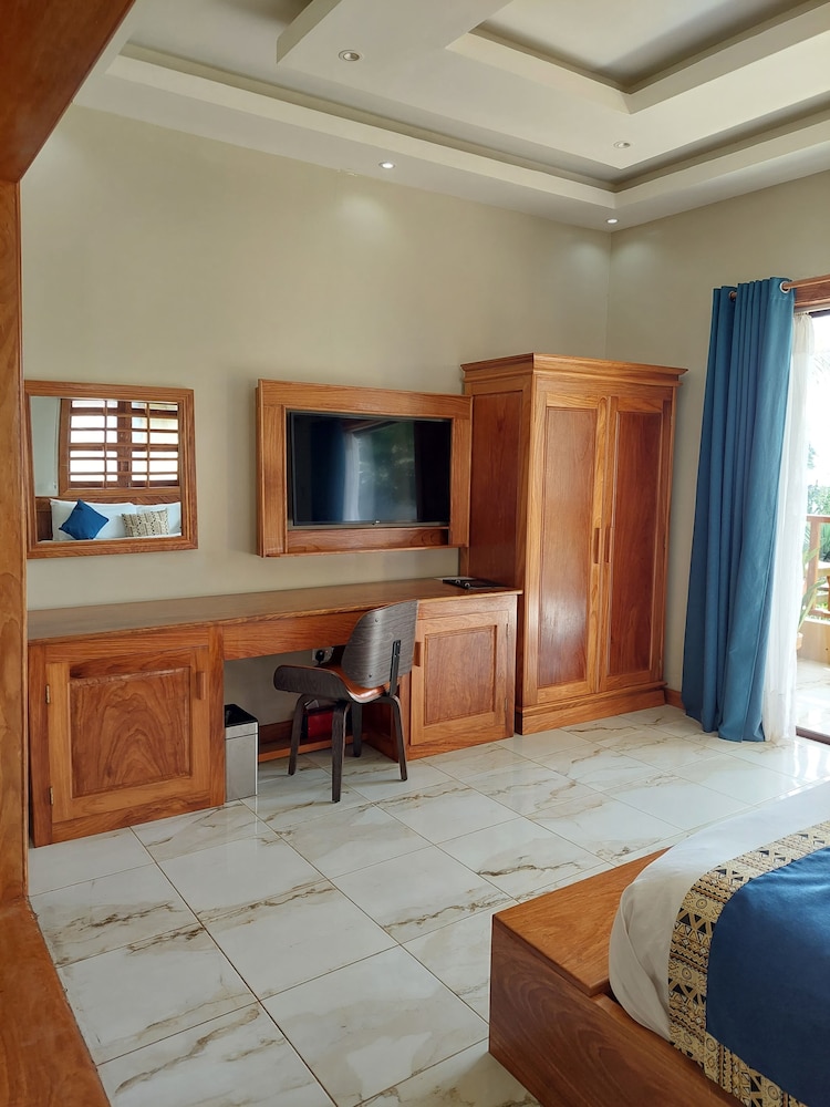 Mozza Beach Resort