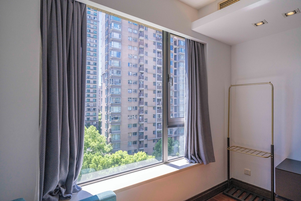 Tyms Modern 1BR 1BA Suite Xujiahui Metro