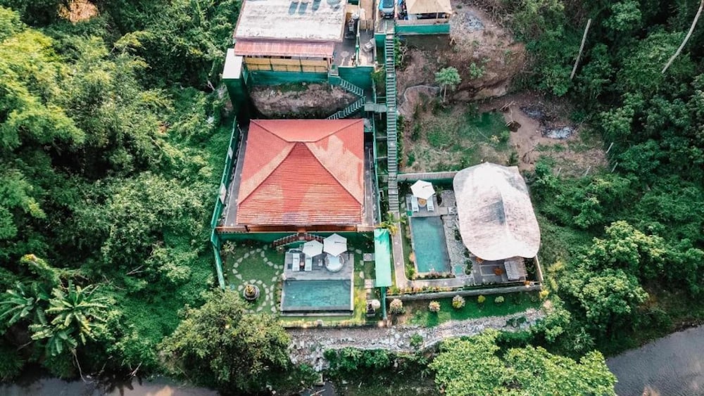 Luxury Villa Rose and Villa Rosebud view 4