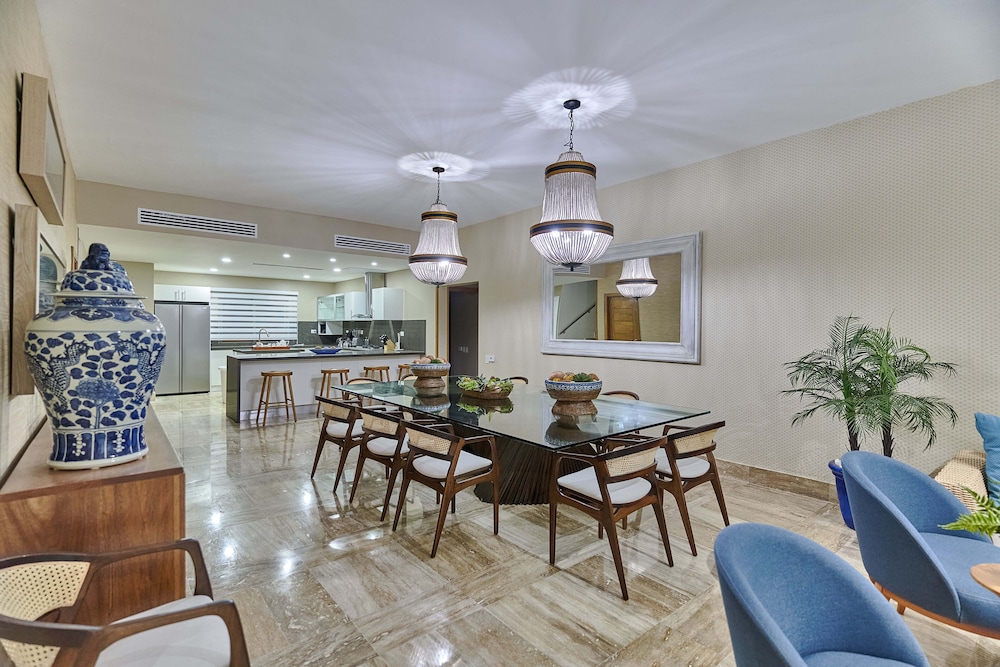 Costa Atlantica Beach Condos
