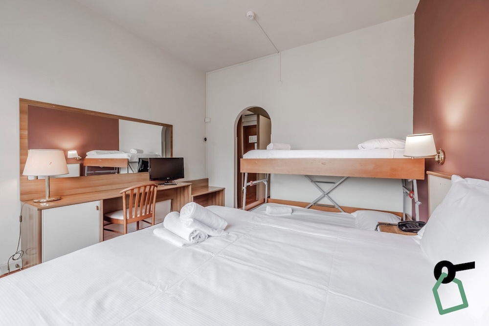 Hotiday Room Collection - Celle Ligure