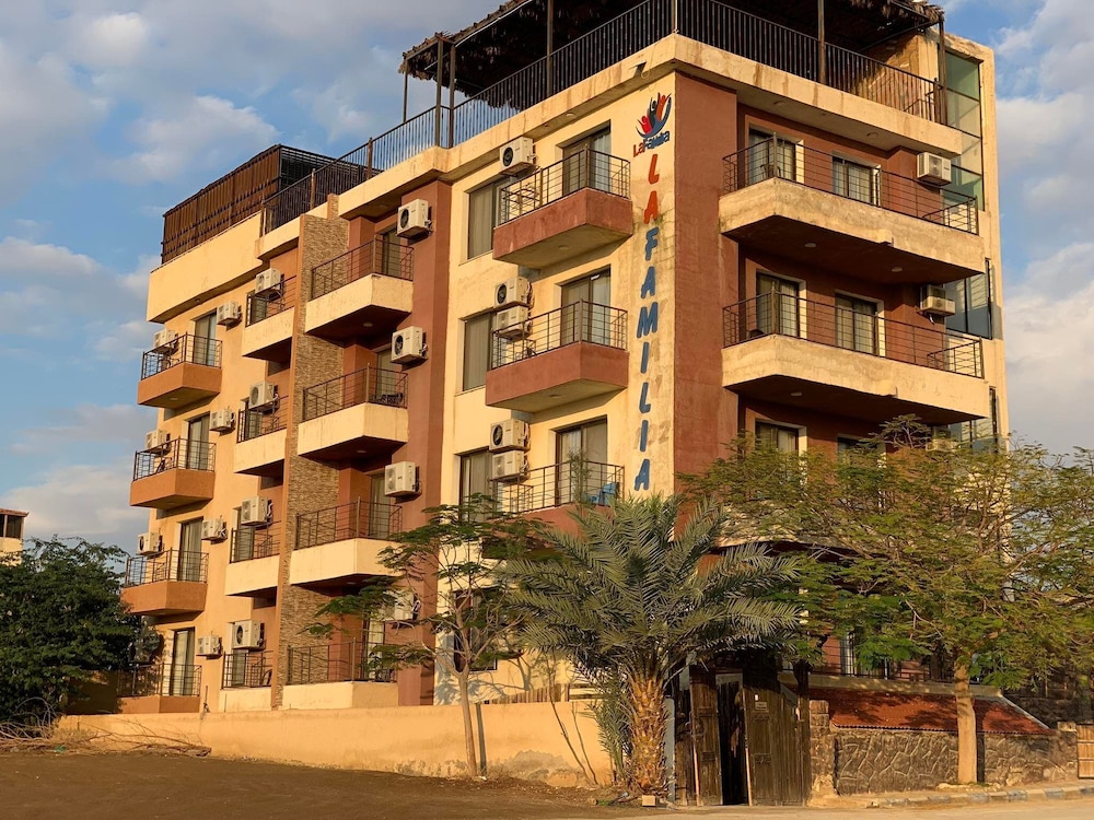 Sweimeh Vacations - Lafamilia Albadwan - Property Image 5