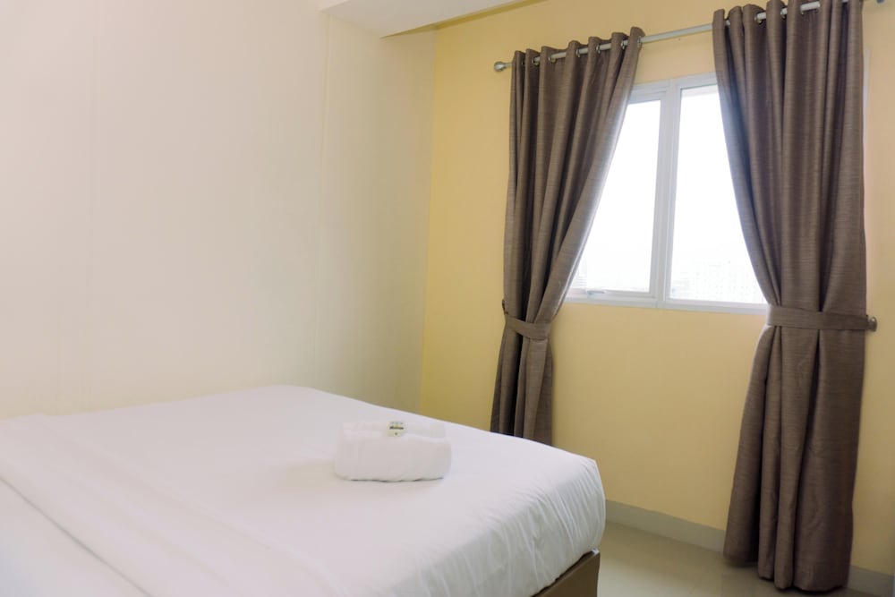Spacious and Homey 2BR at Signature Park Grande Apartment