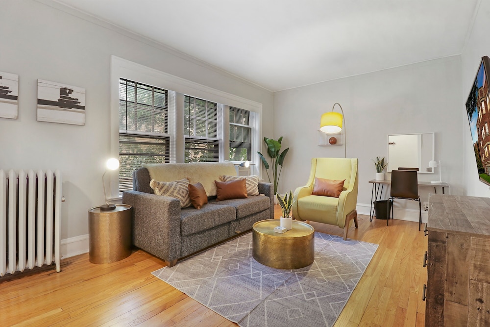 Peaceful 1BR Escape in Evanston - Hinman