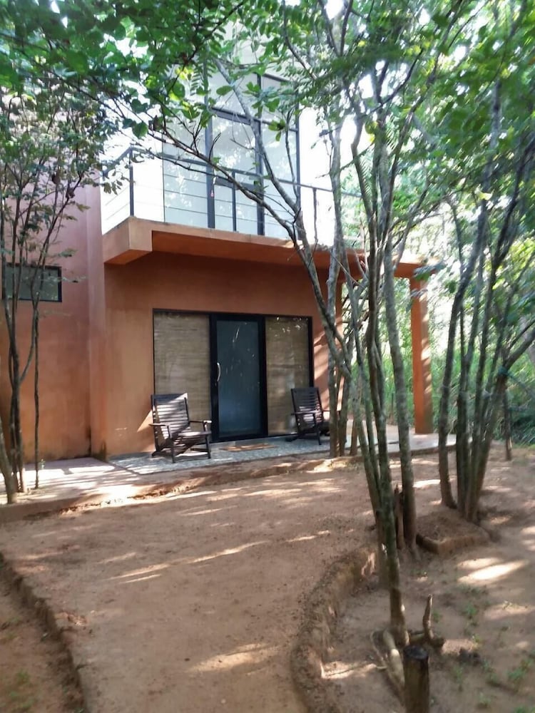 Sigiri Wilderness Resort
