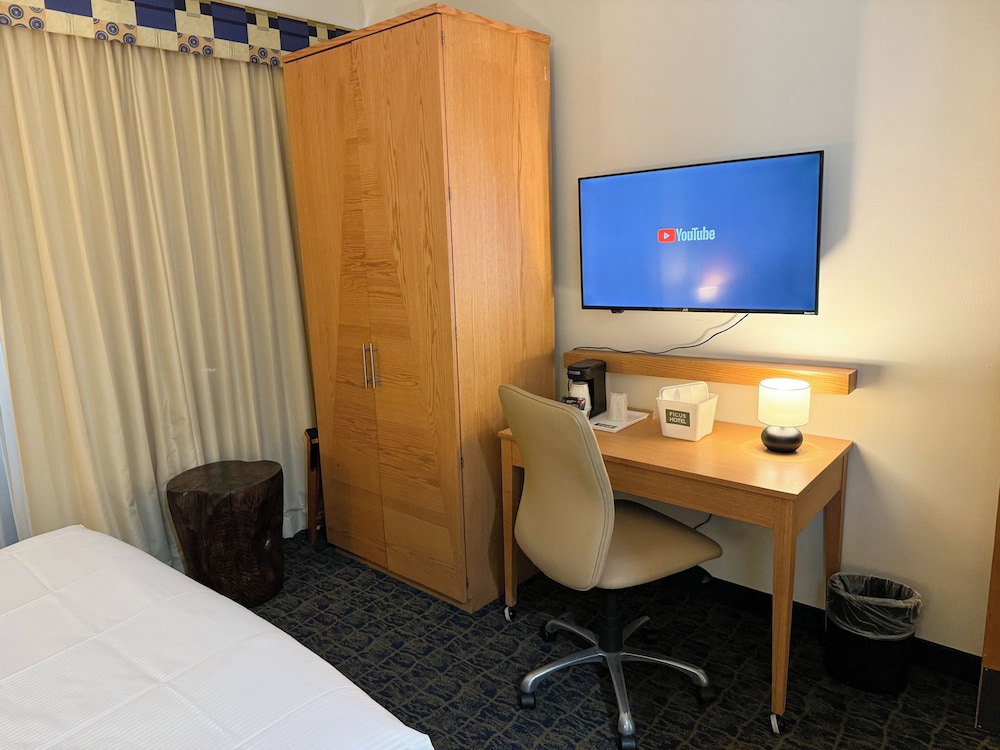 Ficus Hotel - Property Image 5