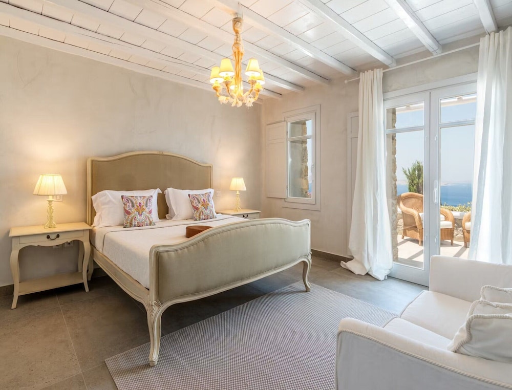 Villa With Views to Delos Island