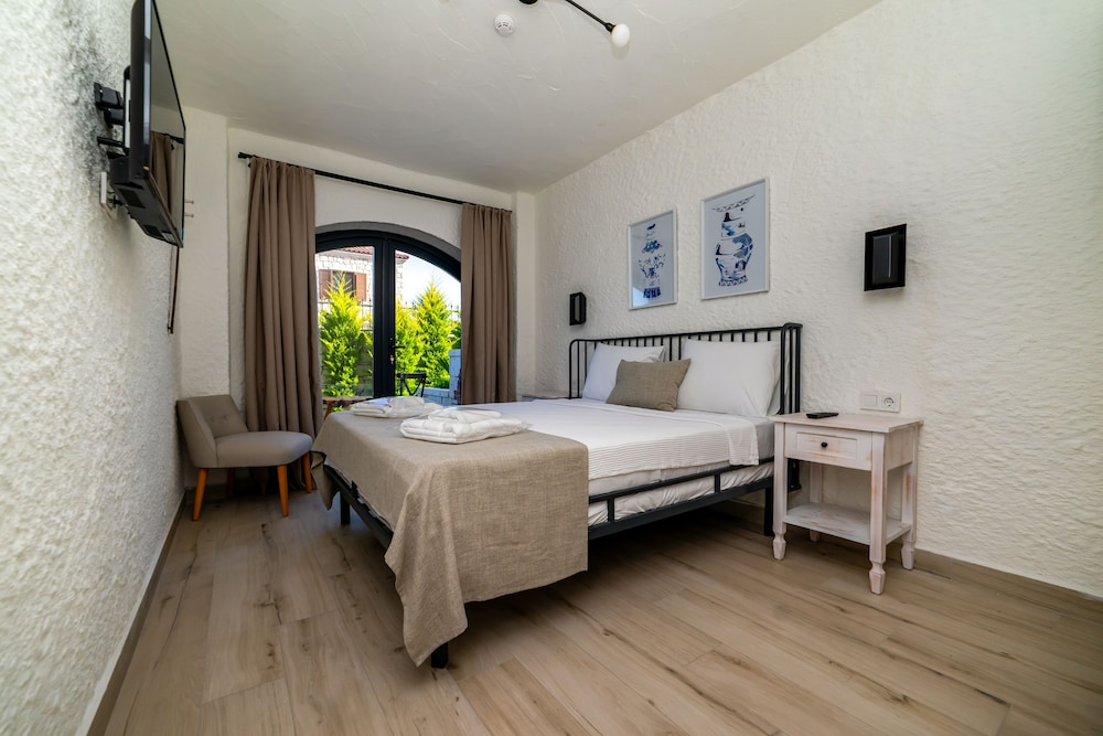 Cemal Alaçatı Butik Otel - Image 17