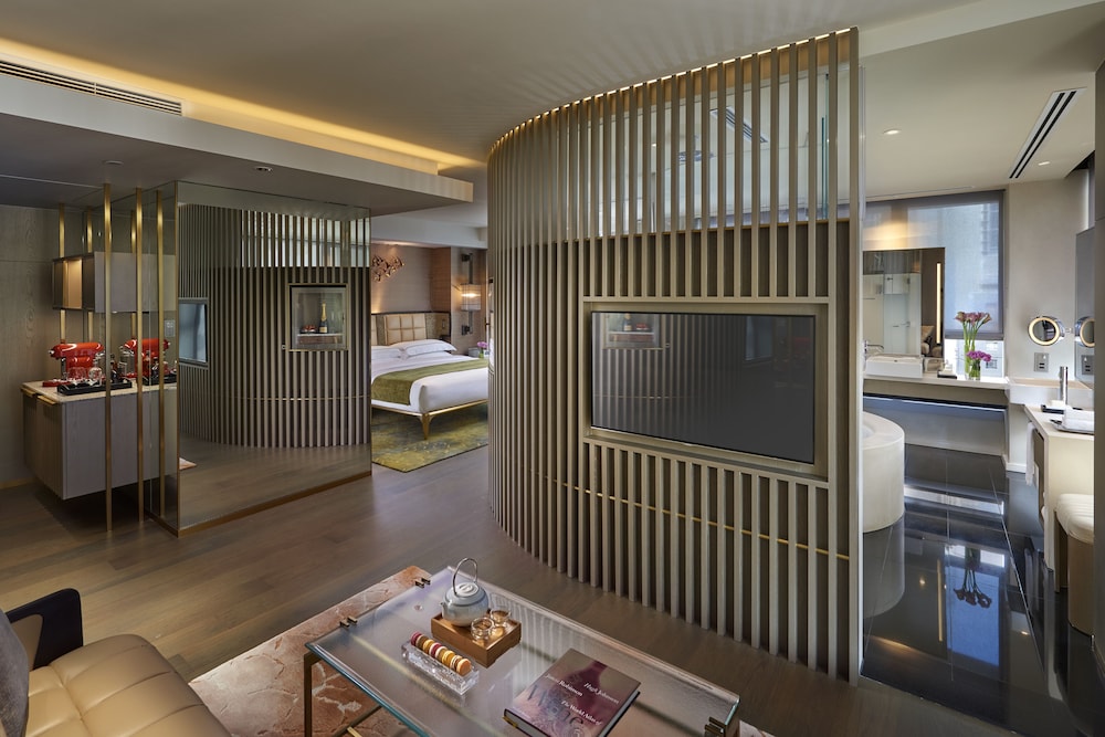 The Landmark Mandarin Oriental, Hong Kong