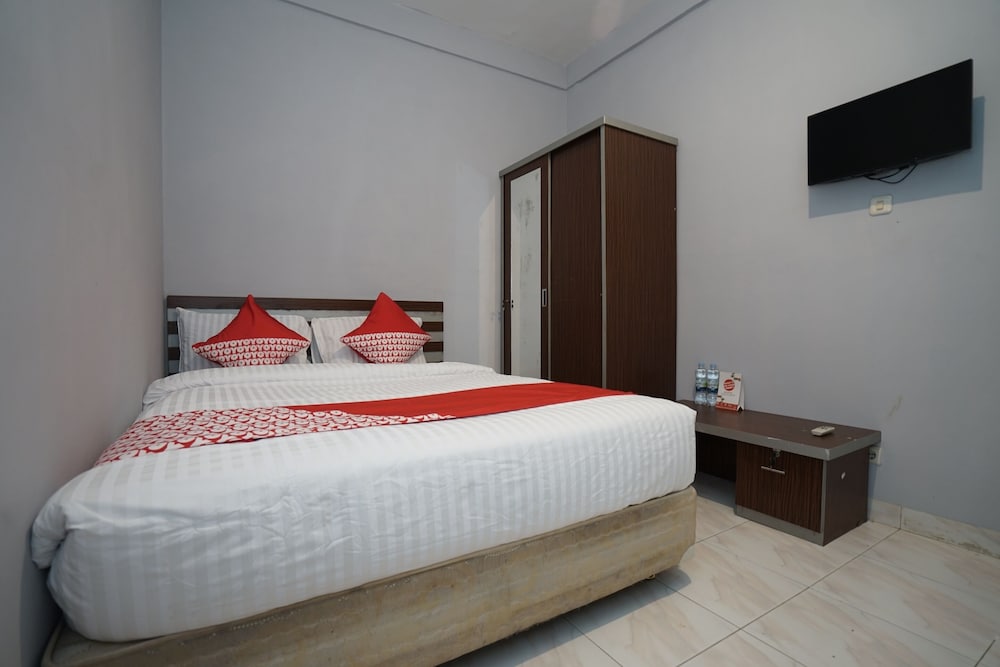 Hotel O Palembang Near Bumi Sriwijaya Stadium Formerly HPA Homestay