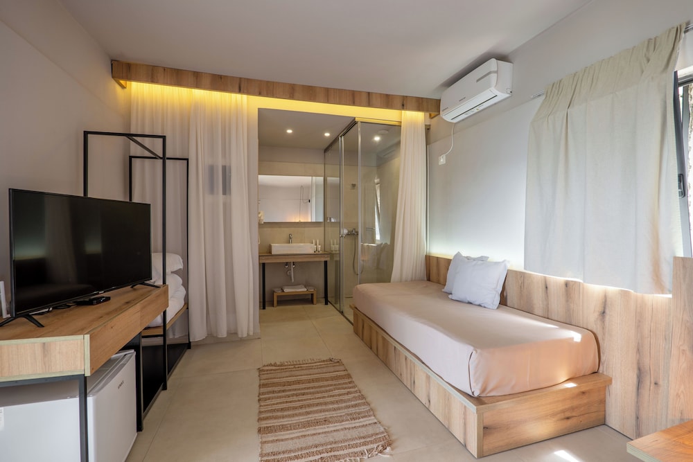 Arameras Beach Resort 78
