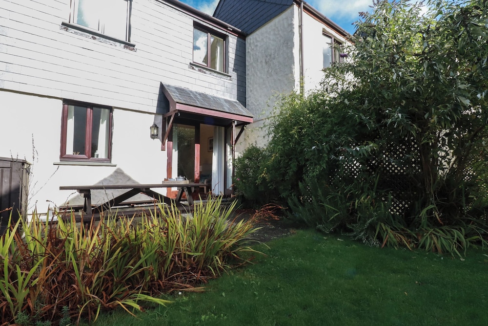 Coombe Cottage
