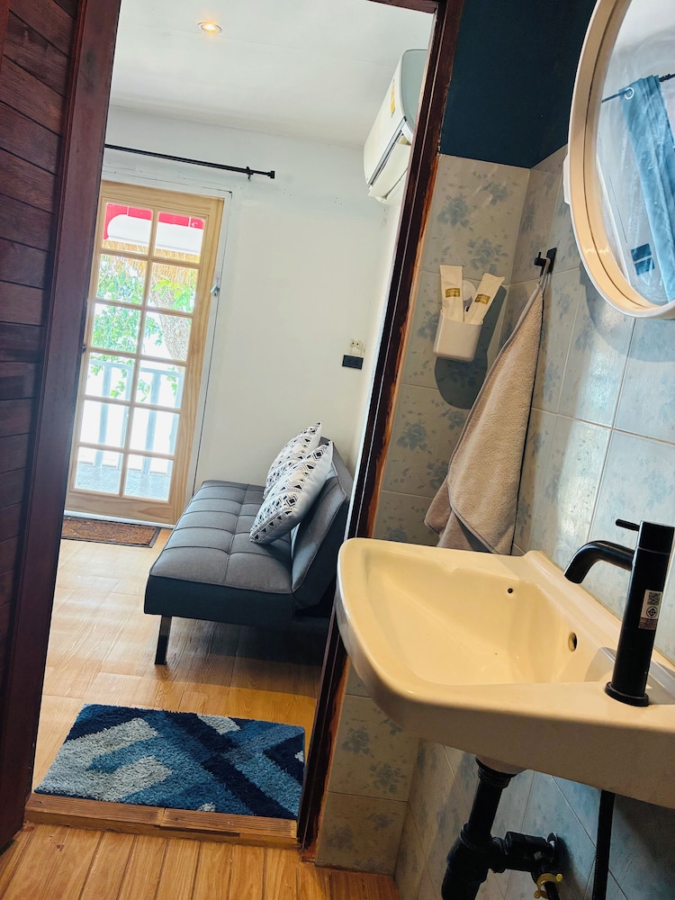 Lamai Beachfront Bungalow Koh-Rooms