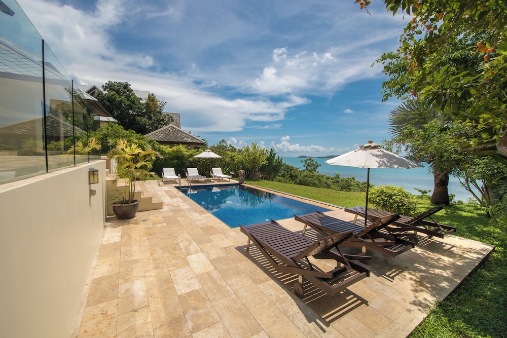 Beachfront Pool Villa Seaview V231