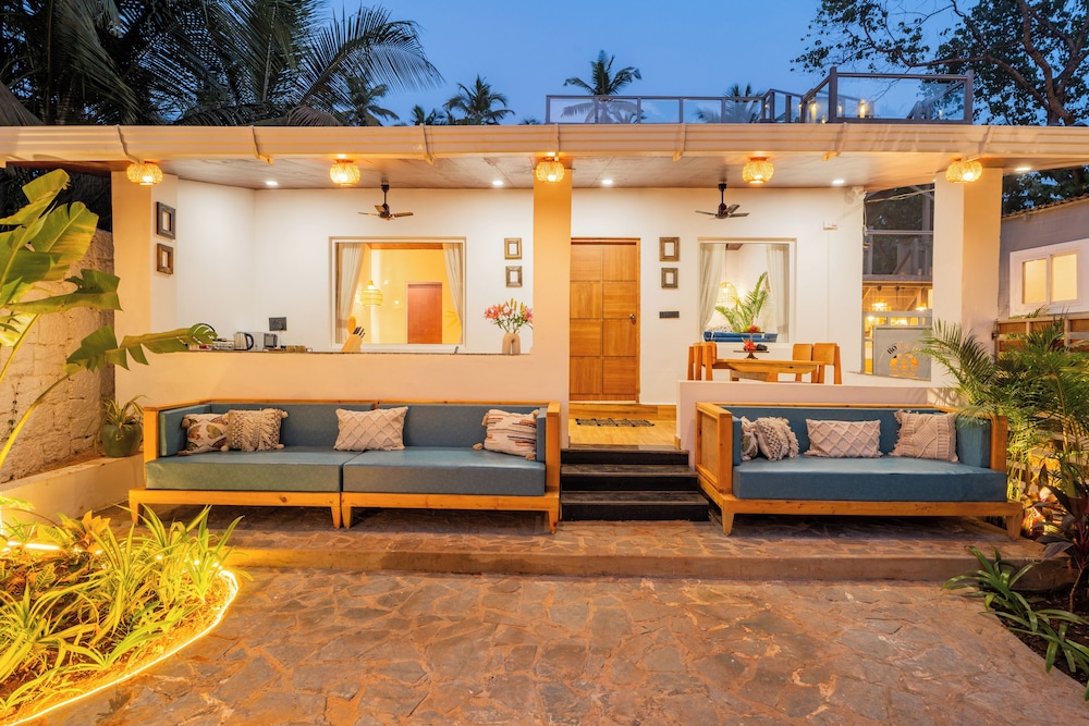 ELIVAAS House of Neptune 1 BHK Boutique