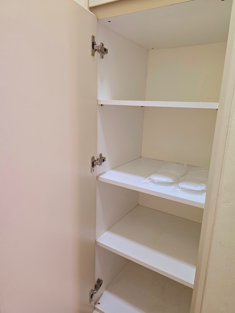 Neo Mutiara Damansara Studio 2PAX 1CP