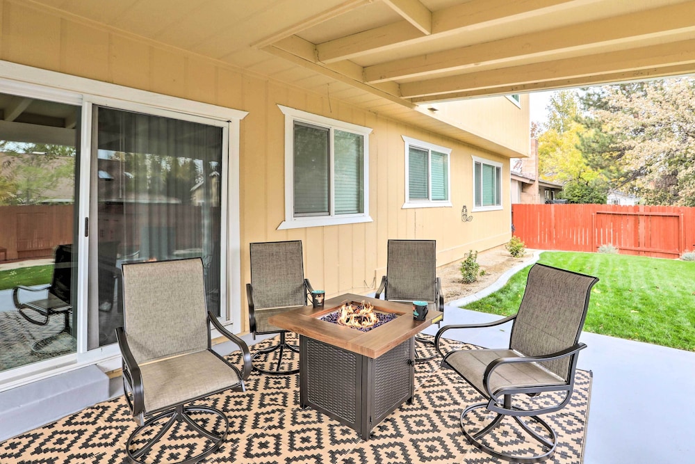 Reno Vacations - Sleek Family Retreat: 4 Mi to Downtown Reno! - Property Image 12