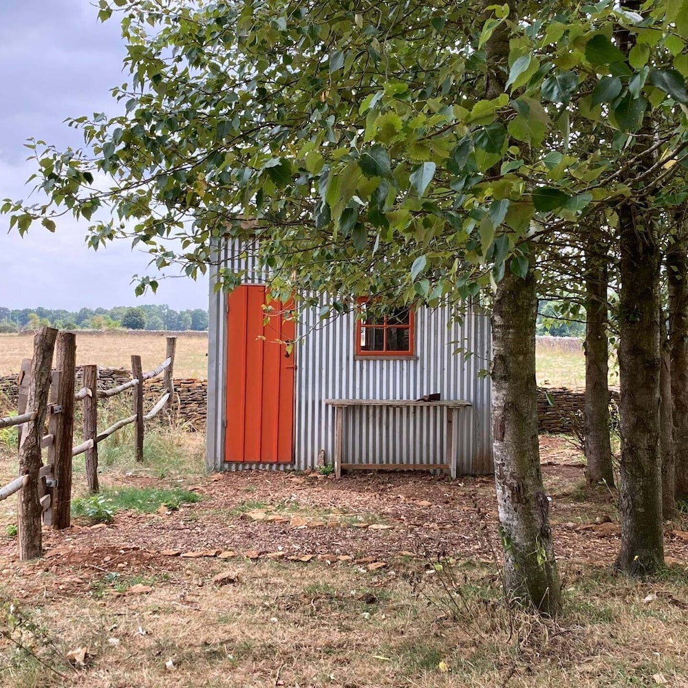 Secluded Shepherd's Hut