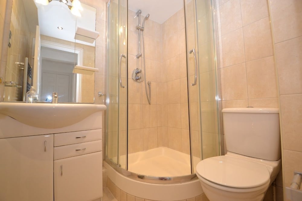 Luxury Hyde Park