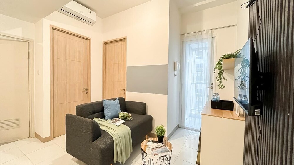 Scandinavian Touch With 2Br At Tokyo Riverside Pik 2 Apartment