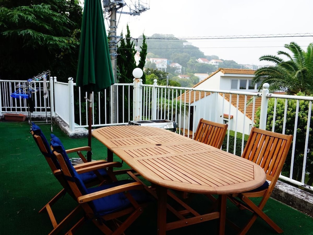 Goishigahama House