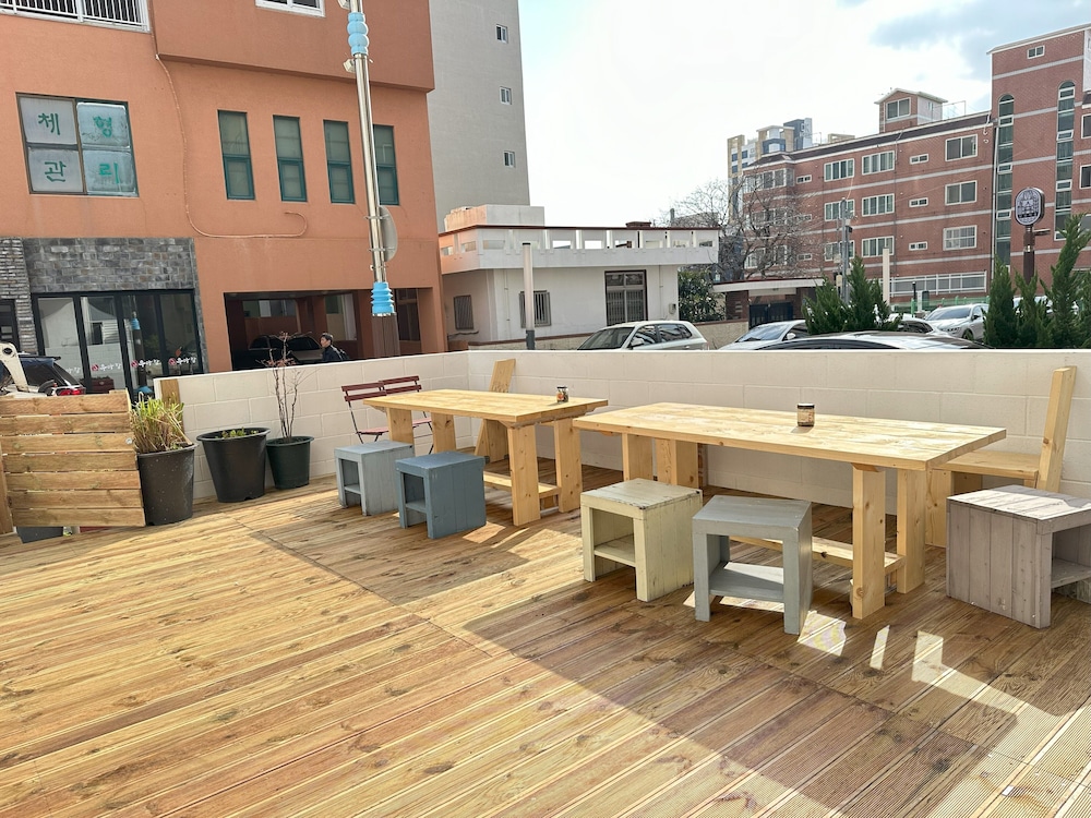 Slow Citi Guesthouse - Hostel