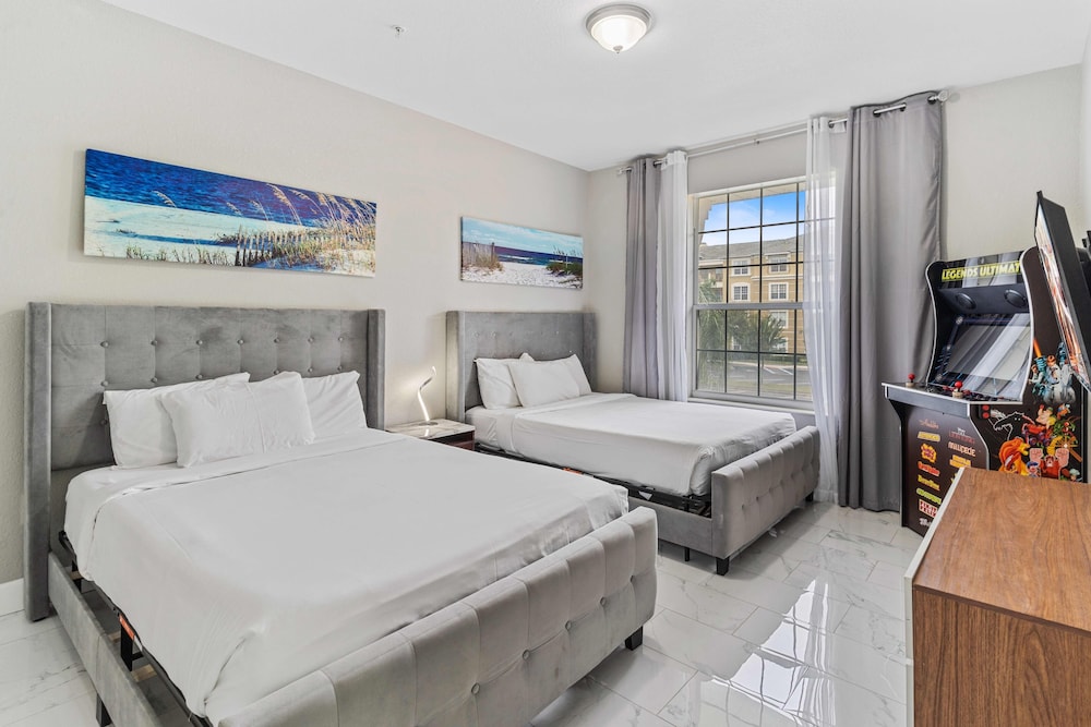 Vista Cay Swanky