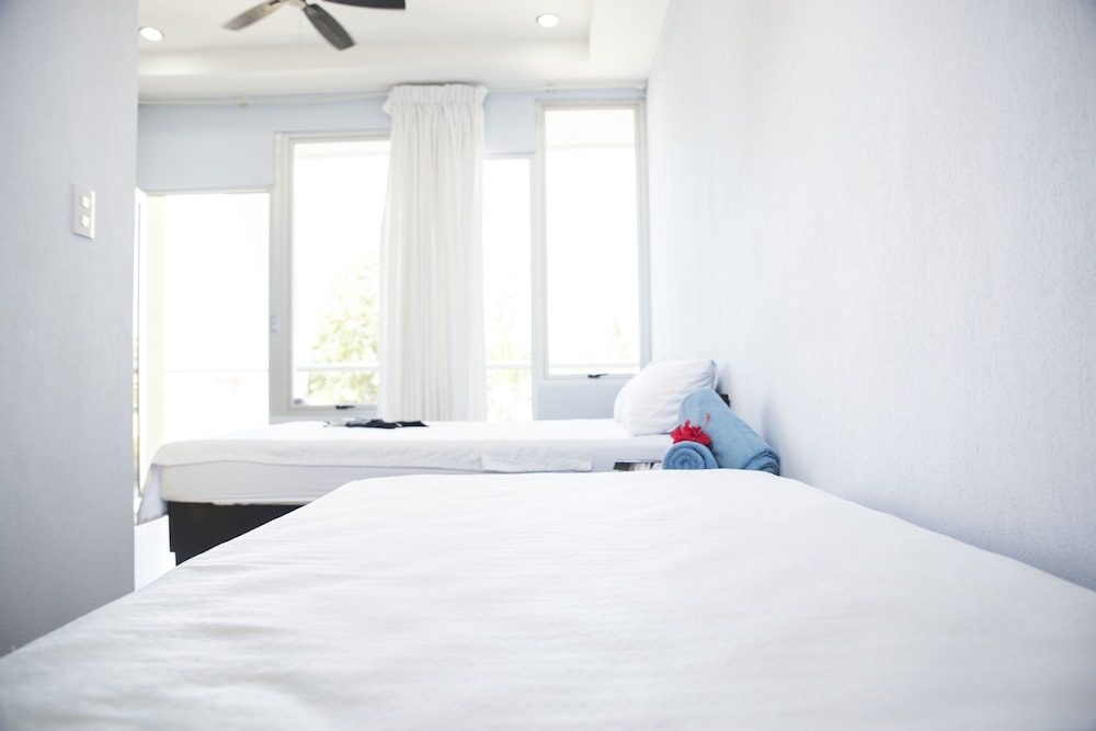Room2Board Hostel and Surf School