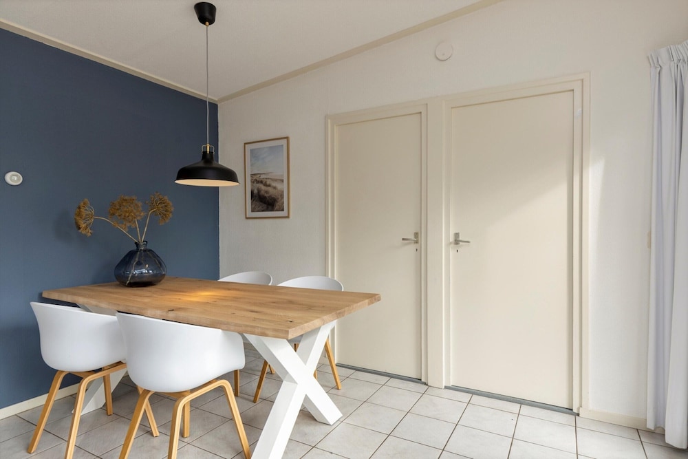 Apartment Near North Sea Beach