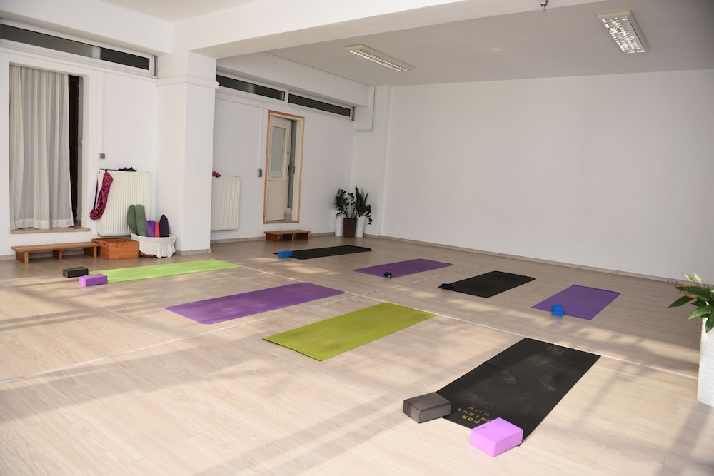 Antonis Apts - Physio Fitness Retreats