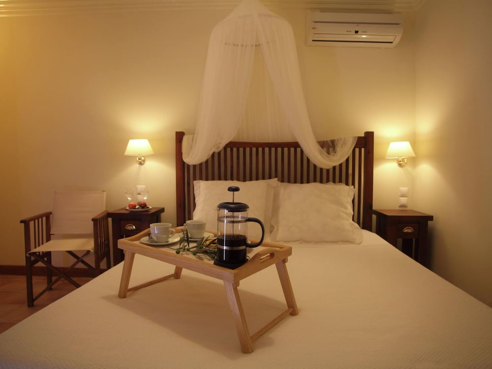 Spacious Villa in Vasiliki with Swimming Pool & Hot Tub view 5
