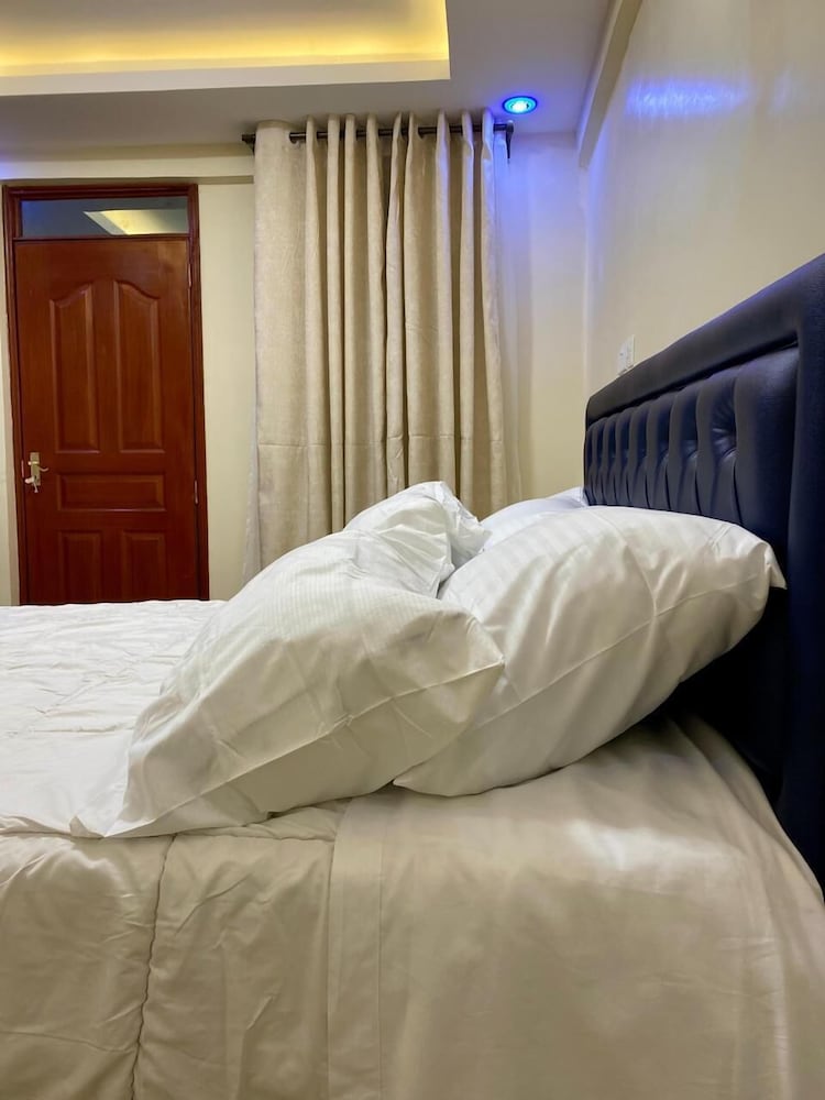 Abhi El Mara Suites Rongo