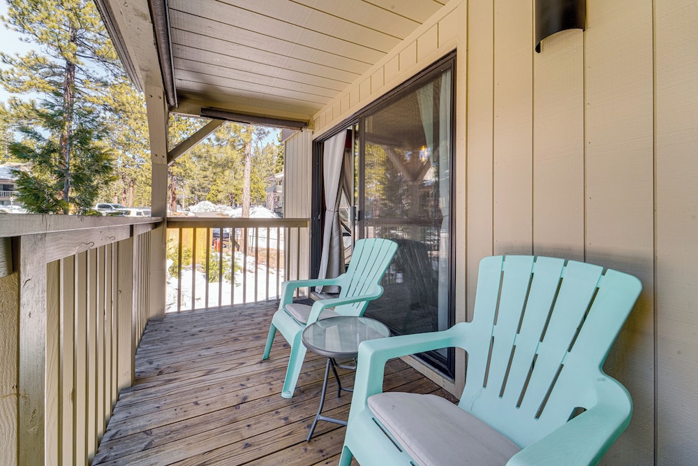 1 Mi to Lake Tahoe: Condo w/ Pool Access
