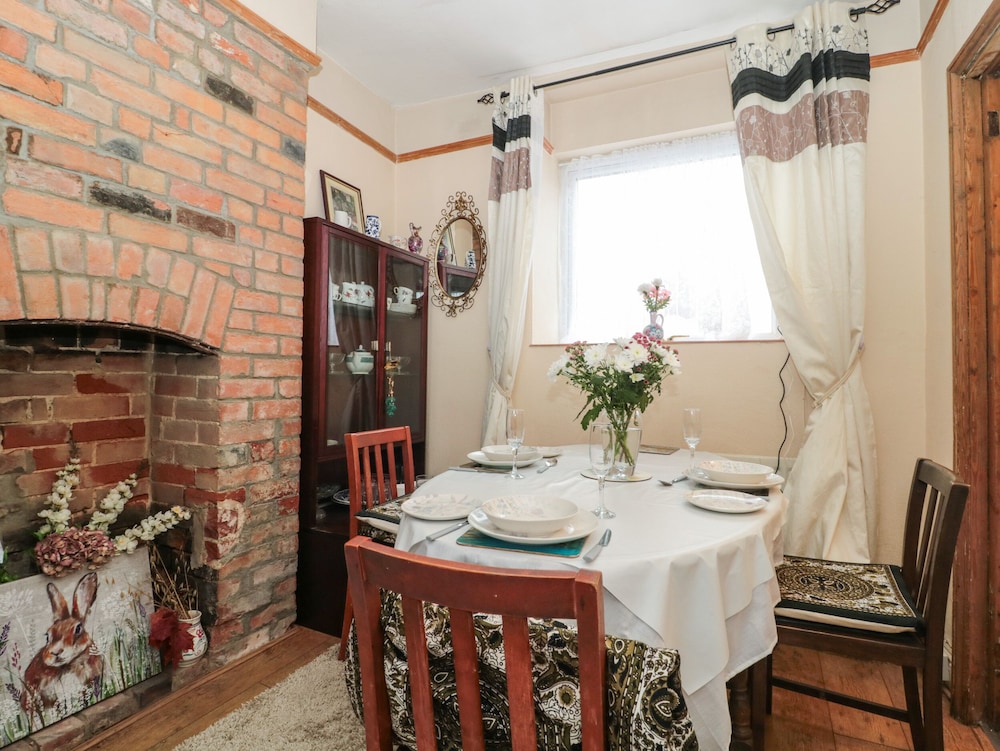 Oakman Cottage