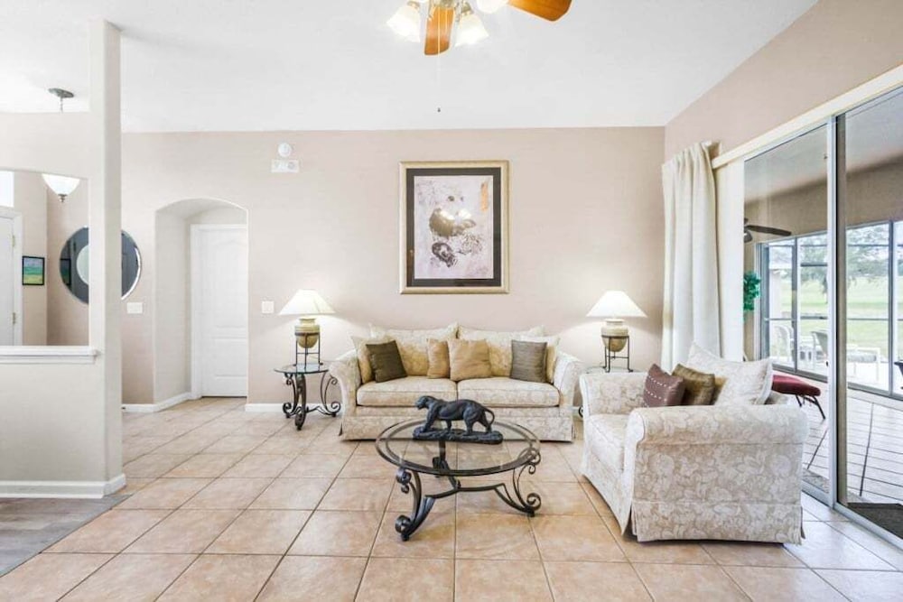 4 Bed Pool Home, Pool Table & More 4 Bedroom Villa