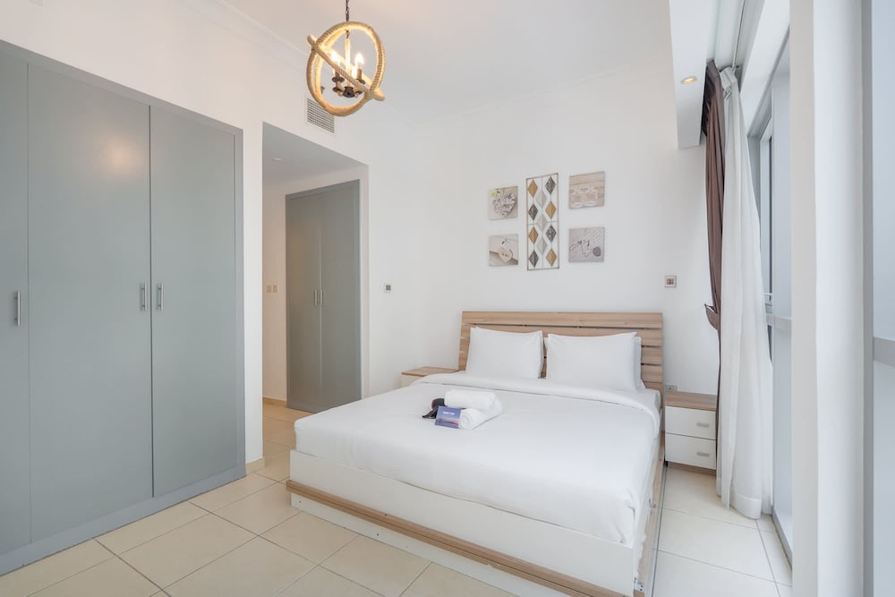 Exceptional and Stunning 1 Bedroom in Dubai Marina