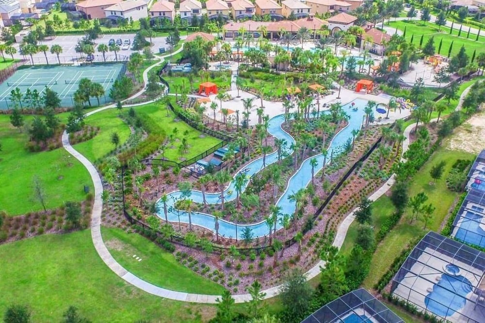 Amazing Dream Solterra Villa - Disney/club/pool/spa 11 Bedroom Villa by RedAwning - Image 2