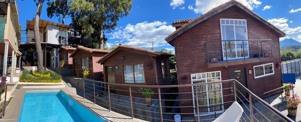 Hotel Cabañas Treje - Image 1