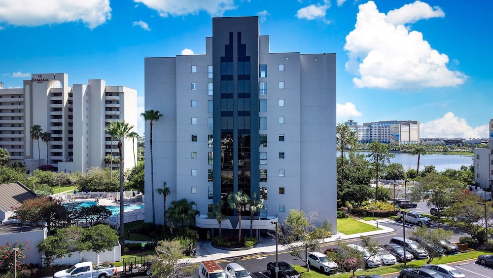 The Enclave Hotel and Suites