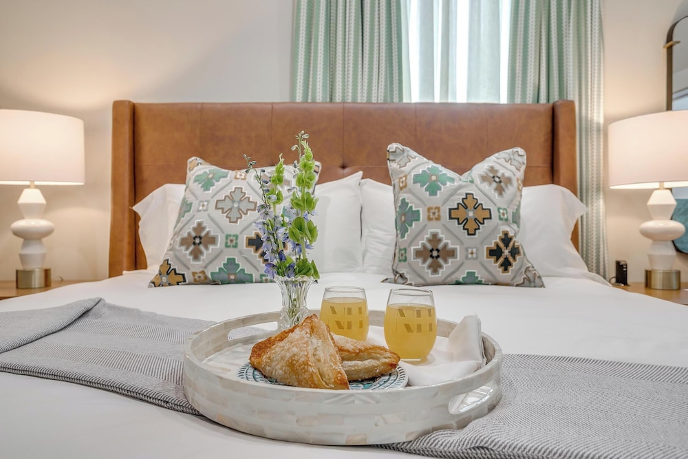 Nutt House Hotel