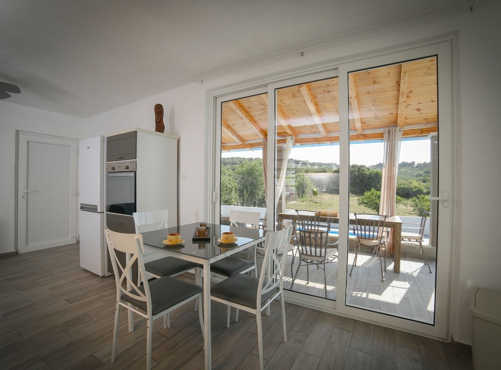 Villa Baras Garden - House With Pool