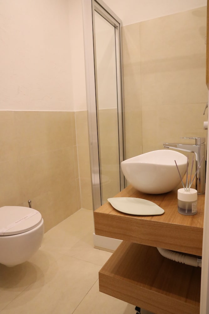 Eden Luxury Suites
