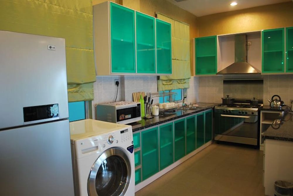 Mciti Suites