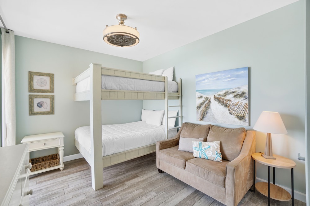 Splash Beach Resort by Panhandle Getaways