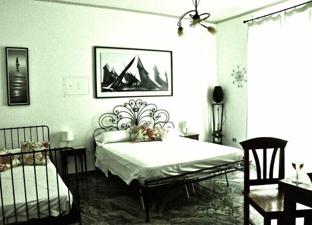 Villa Liberti Rooms photo 3